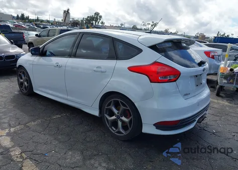 2016 Ford Focus St from USA, damaged, VIN 1FADP3L98GL209381